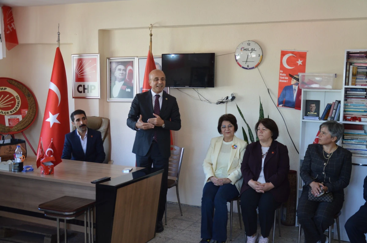 CHP Kayseri Milletvekili Aşkın Genç’ten Hacılar İlçe Başkanlığına Hayırlı Olsun Ziyareti