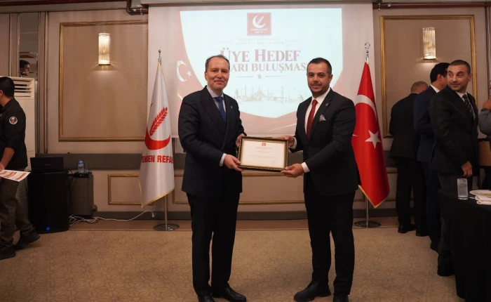 GE&Ccedil;GİL, &Uuml;ST&Uuml;N BAŞARI BELGESİNİ ERBAKAN&rsquo;IN ELİNDEN ALDI