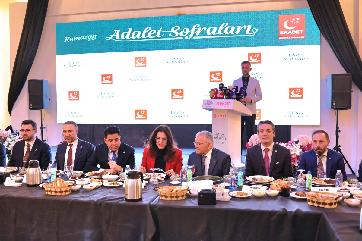 KAYSERİ  SİYASETİNDEN TARİHİ &Ccedil;IKIŞ: T&Uuml;RKİYE&rsquo;YE &Ouml;RNEK MODEL